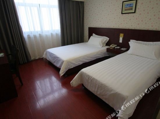 Фото Jinjiang Inn Style Shanghai Nanjing Road Fujian Middle Road