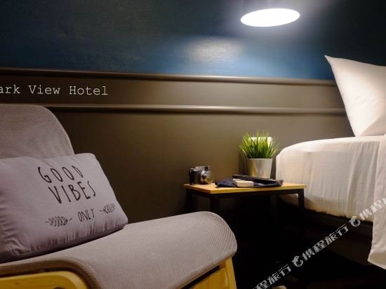 Фото Tharapark View Hotel