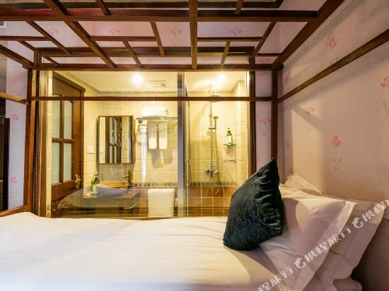 Фото Westlake Hostel Man Juelong branch