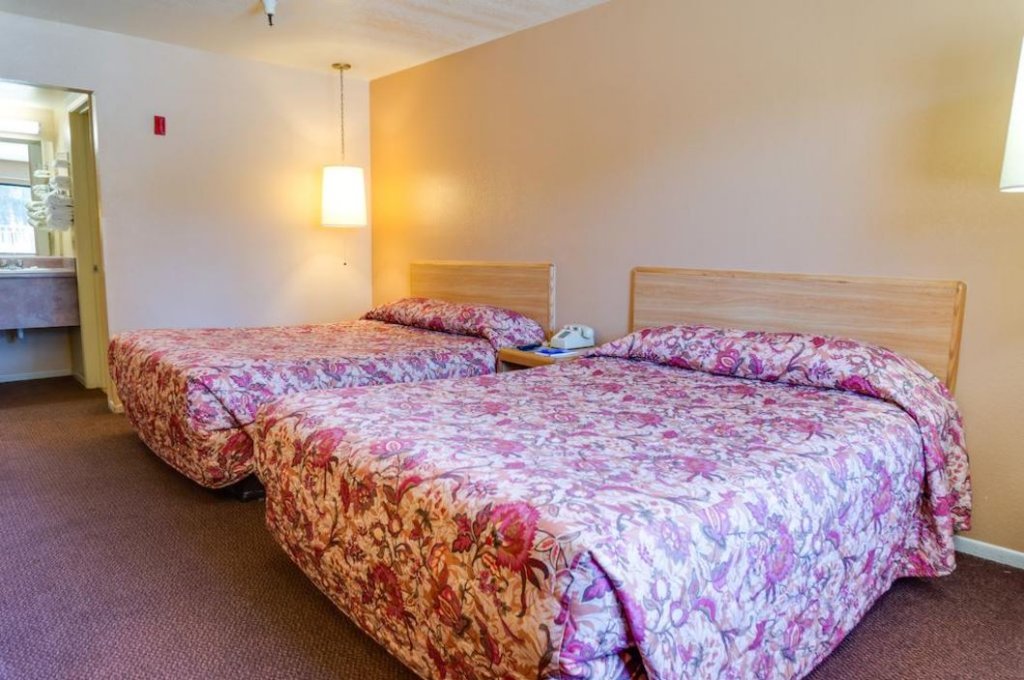 Фото Heritage Inn La Mesa