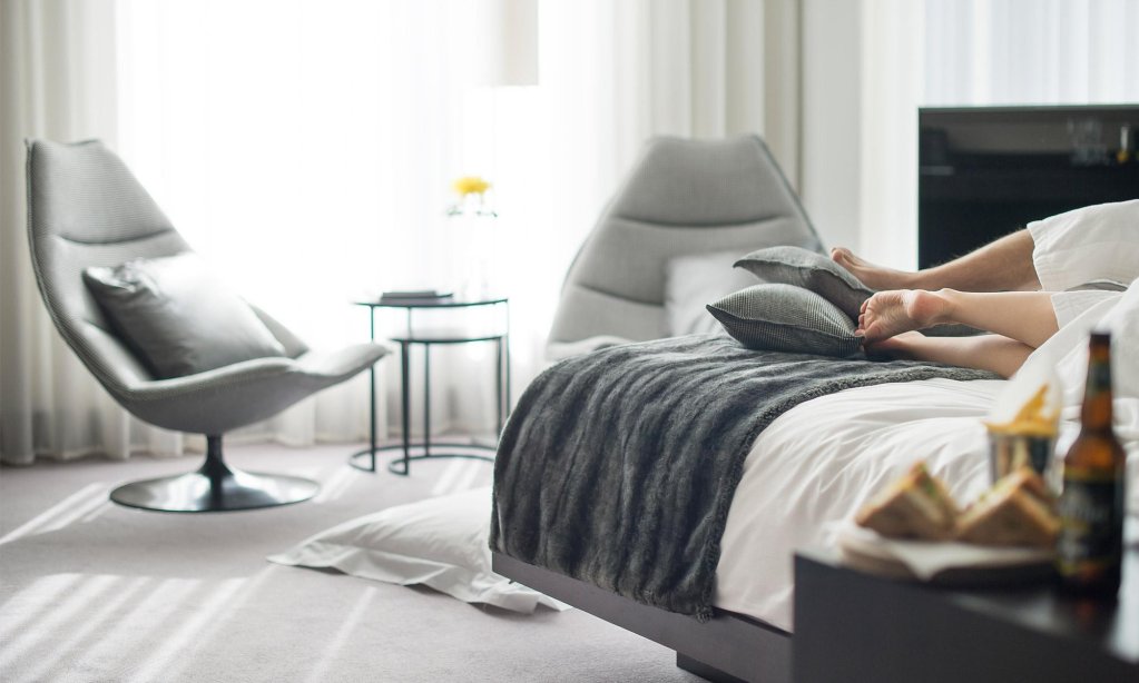 Фото South Place Hotel