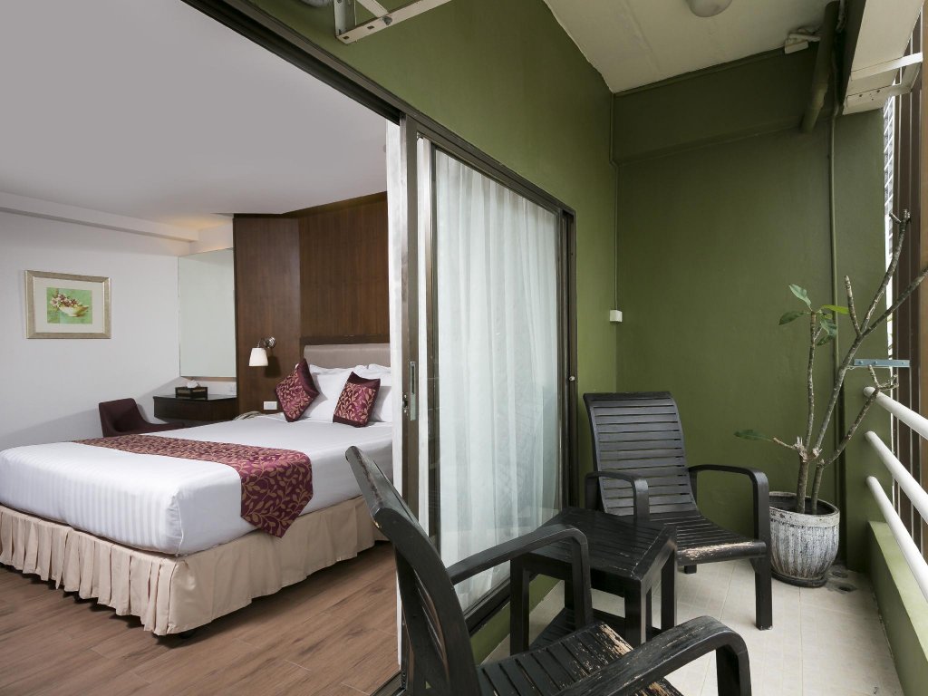 Фото Bay Breeze Hotel Pattaya