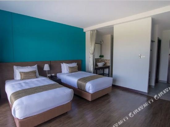 Фото Coco View Hotel