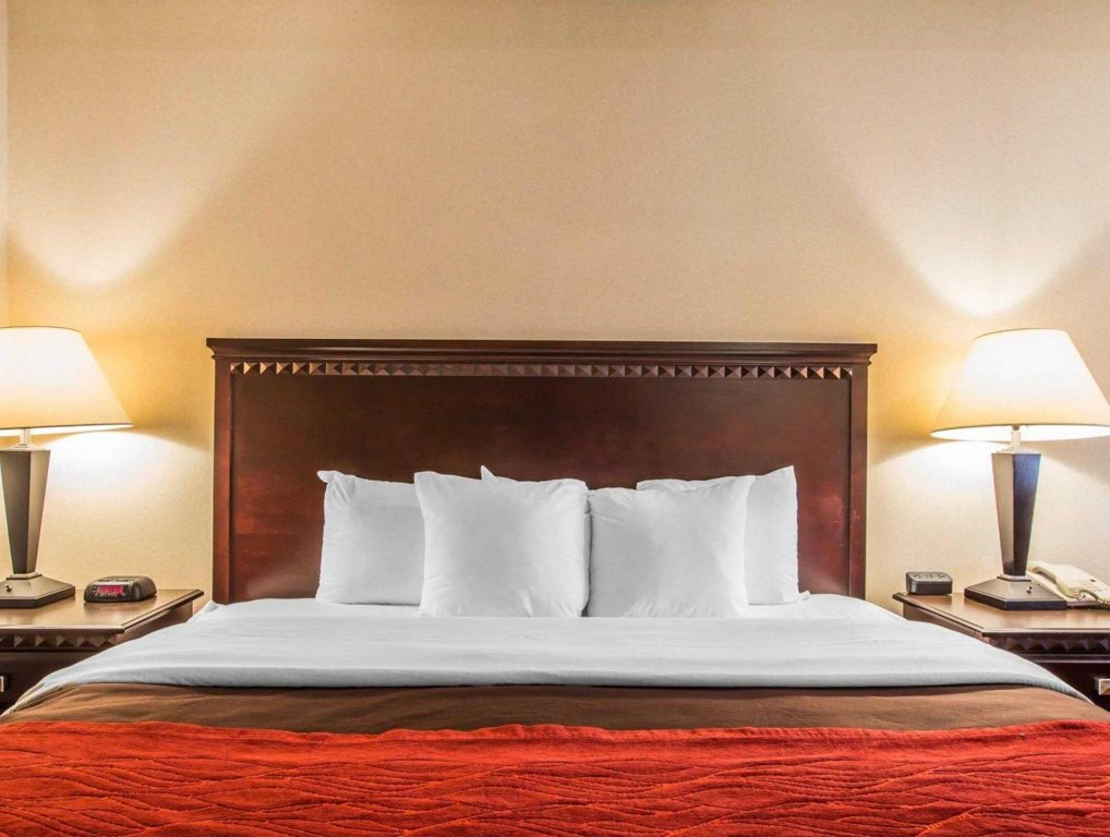 Фото Red Roof Inn & Suites Oxford