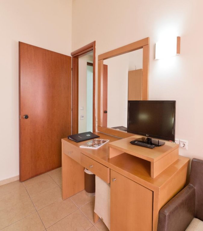 Фото Galaxy Beach Resort, Bw Premier Collection