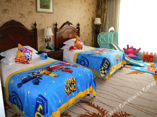 Фото The First World Hotel