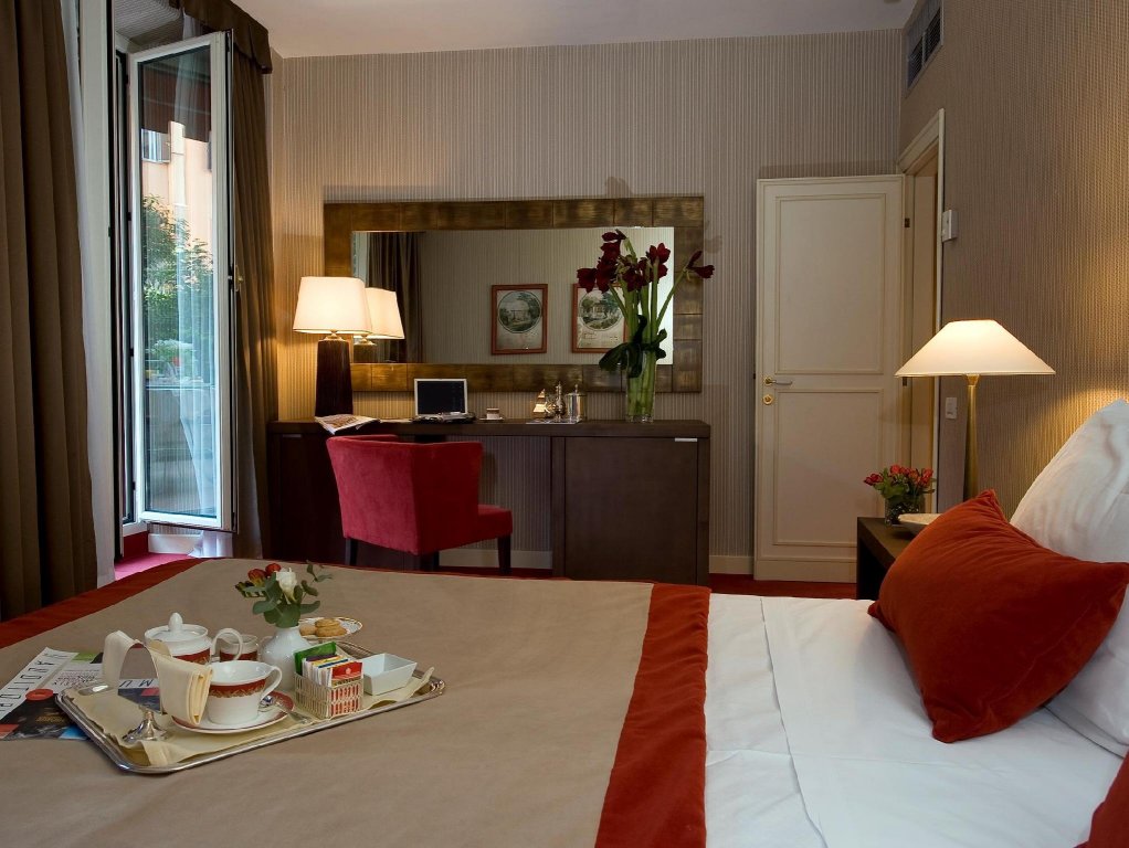 Фото Dei Borgognoni Hotel