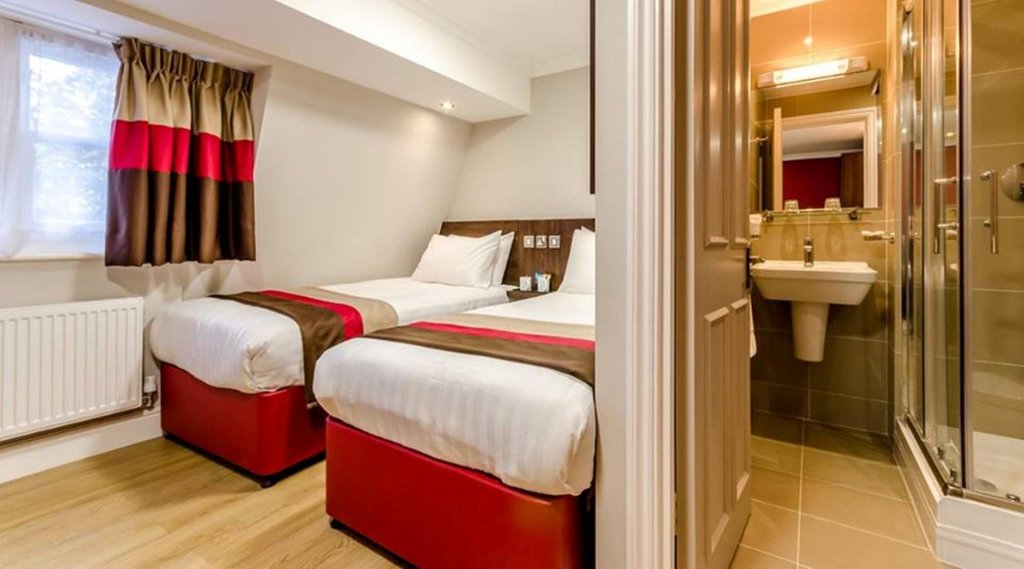 Фото Royal Cambridge Hotel