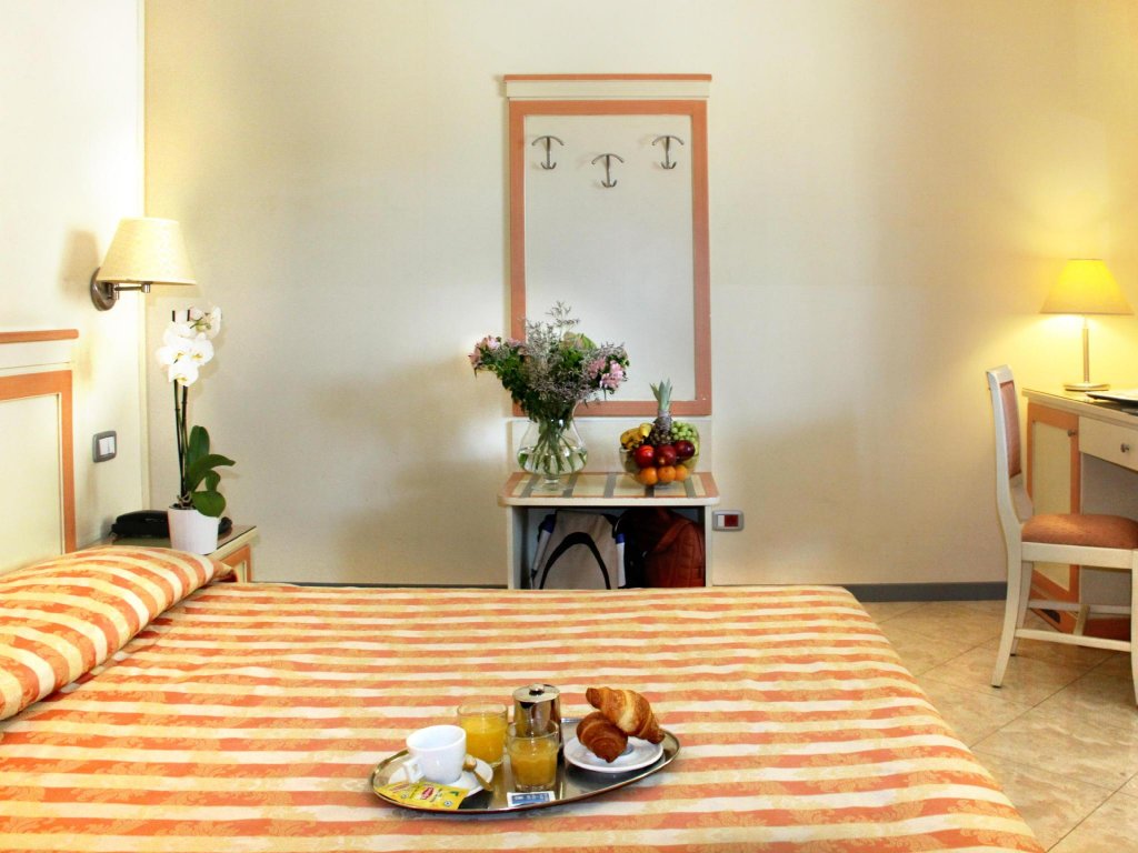 Фото Regit Hotel