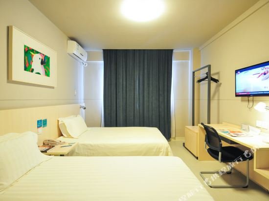 Фото Jinjiang Inn Sanya Bay Jixiang Street Seaview