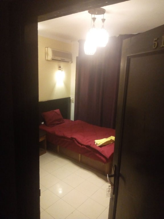 Фото Oasis Hotel