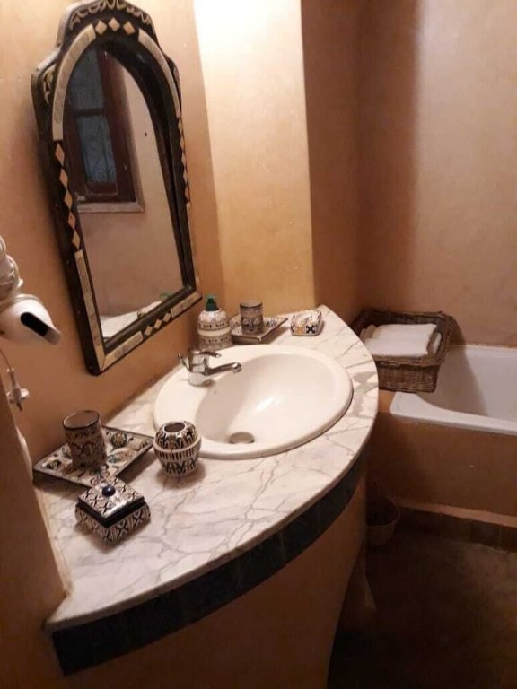 Фото Riad Le Sucrier De Fès