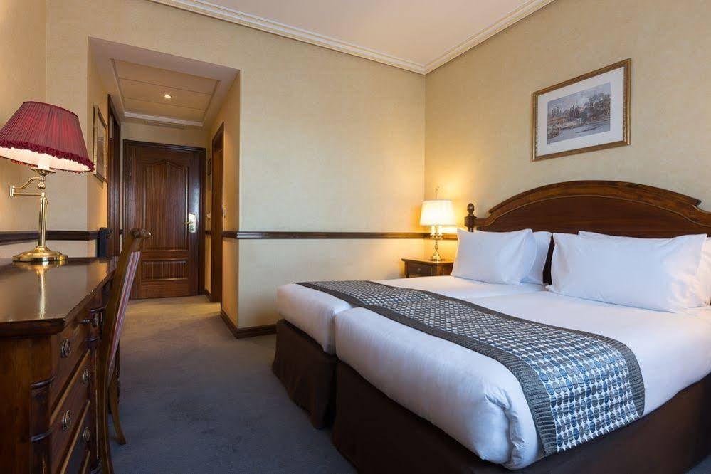 Фото Exe Reina Isabel