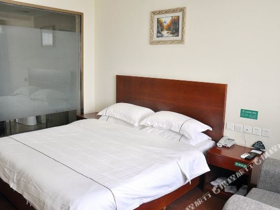 Фото GreenTree Inn Taiyuan Liuxiang Tongluo Bay Hotel