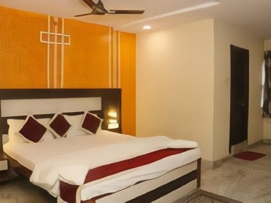 Фото Oyo 3212 The Altira Hotel