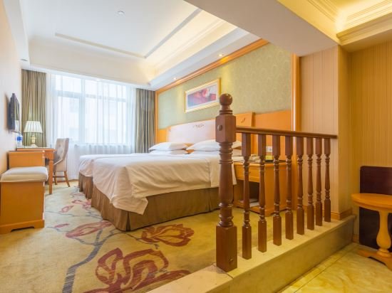 Фото Vienna Hotel