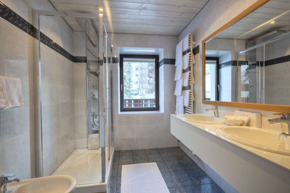 Фото Suitehotel Gampen