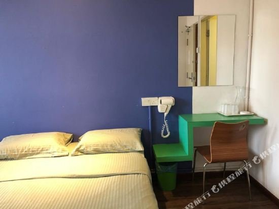 Фото Parkland Hotel