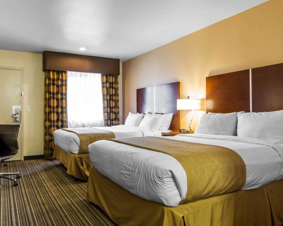 Фото Quality Inn