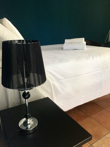 Гостиница Hotel Atmosphere в Санари-сюре-Мер
