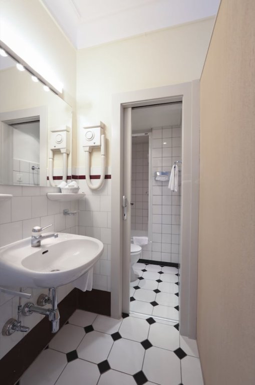 Фото Hotel La Prairie