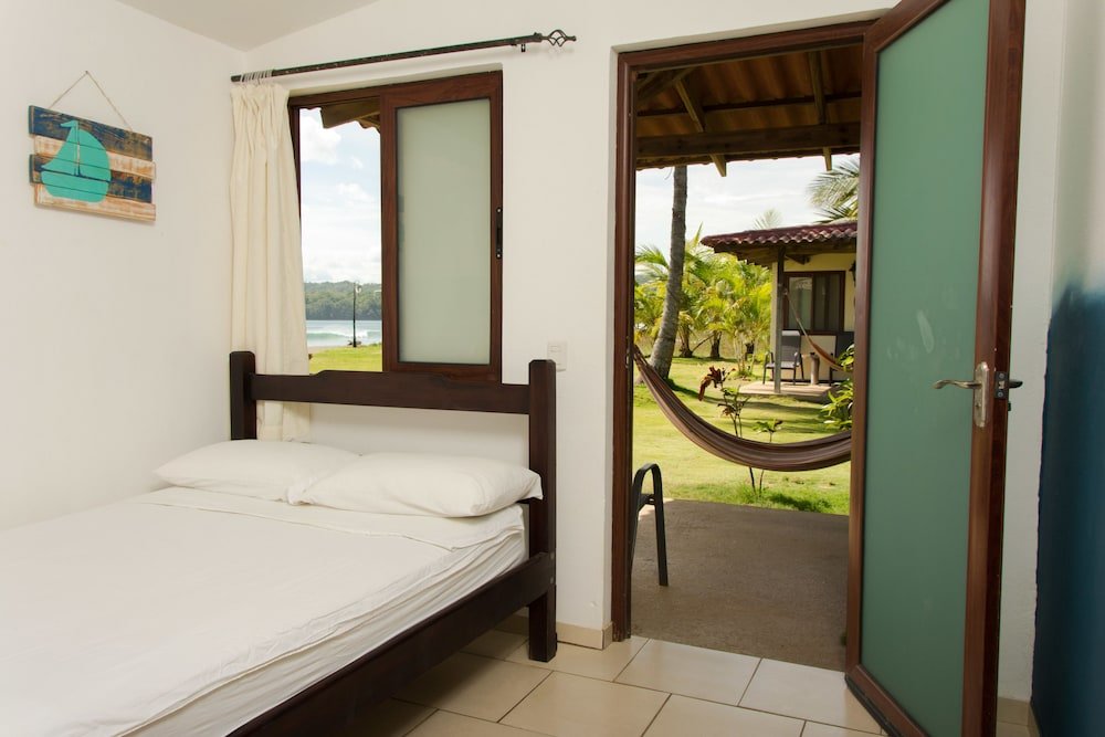 Фото Beach Break Surf Camp