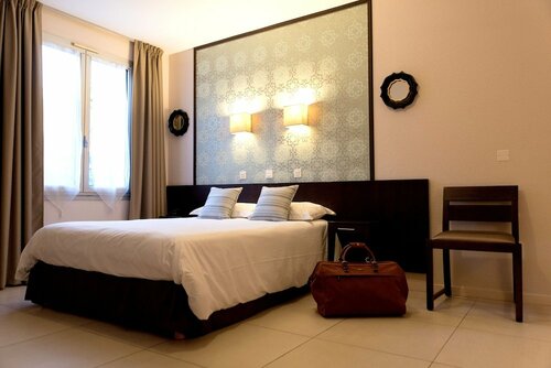 Гостиница Hostellerie de l'Abbaye в Бриньоле