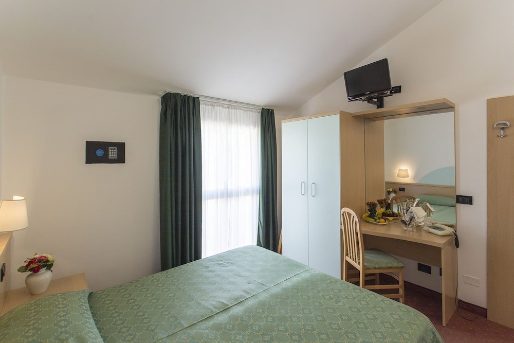 Фото Hotel Europa