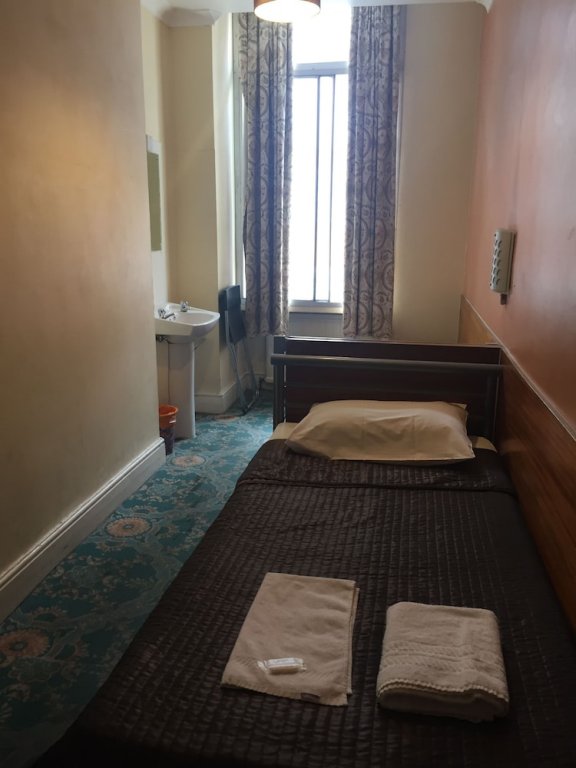 Фото Gresham Hotel