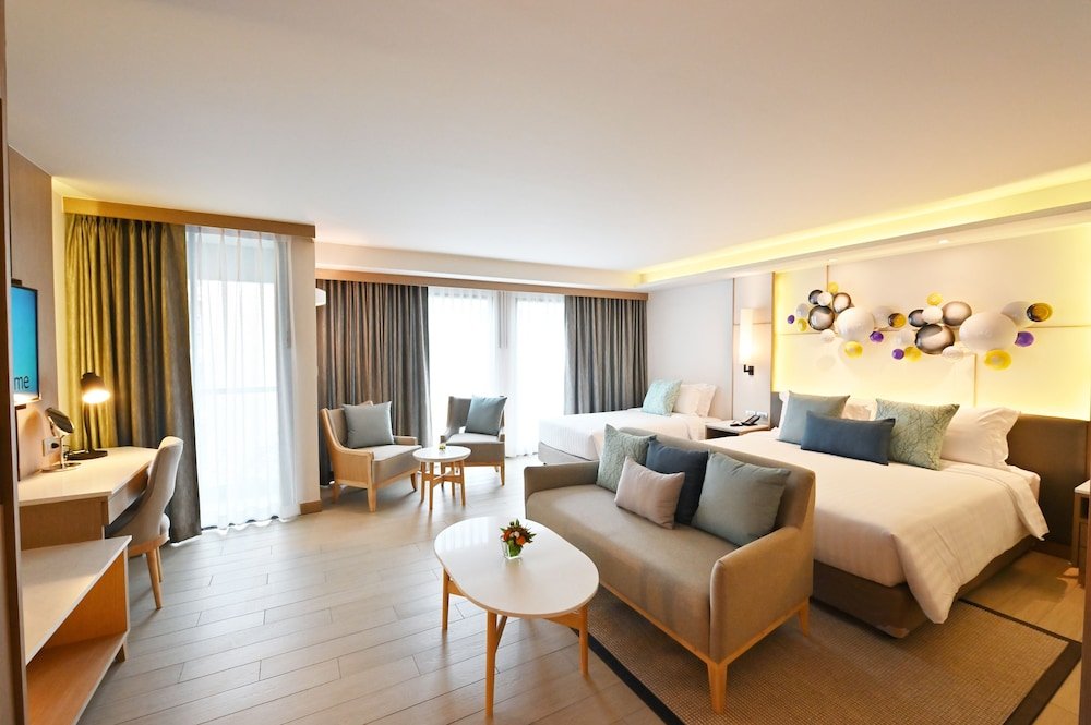 Фото M Pattaya Hotel