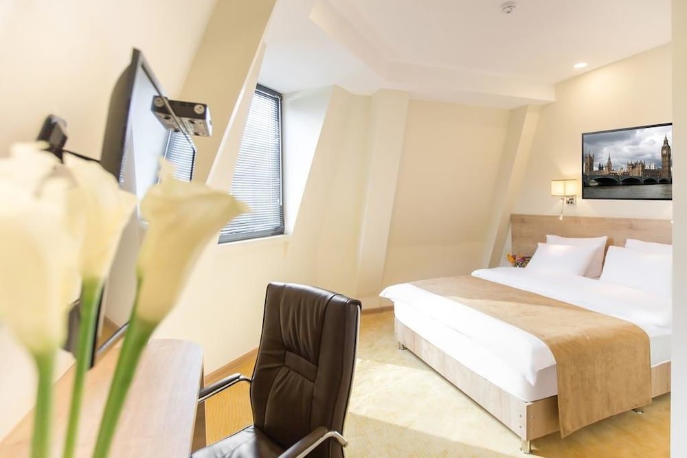 Фото Bridge Hotel Tbilisi