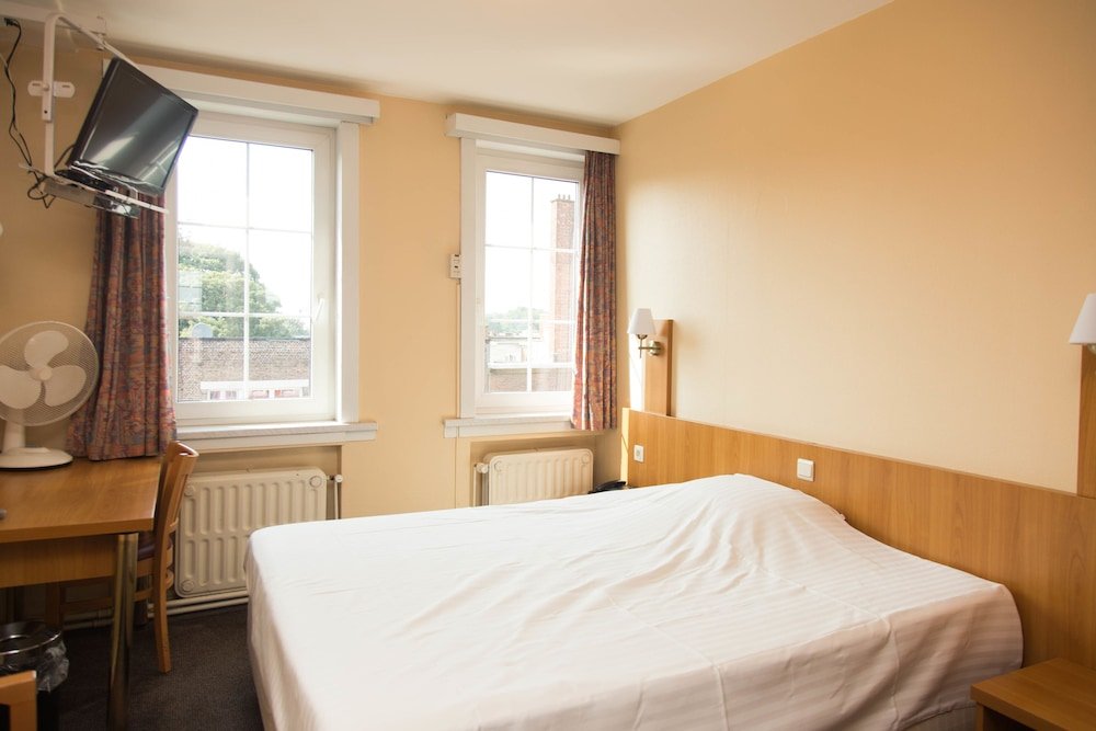 Фото Hotel Bristol International