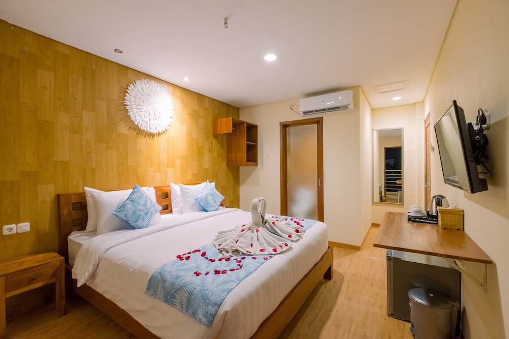 Фото Caroline Hostel