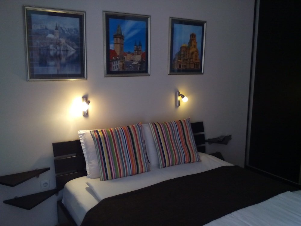 Фото Contemporary Home in Center of Sofia