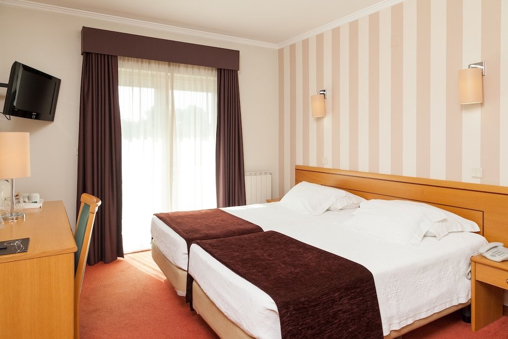 Фото Varzinn Hotel