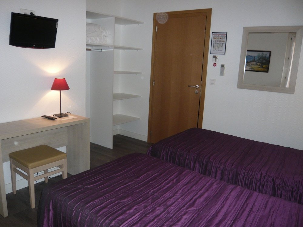 Фото Hotel Parisien