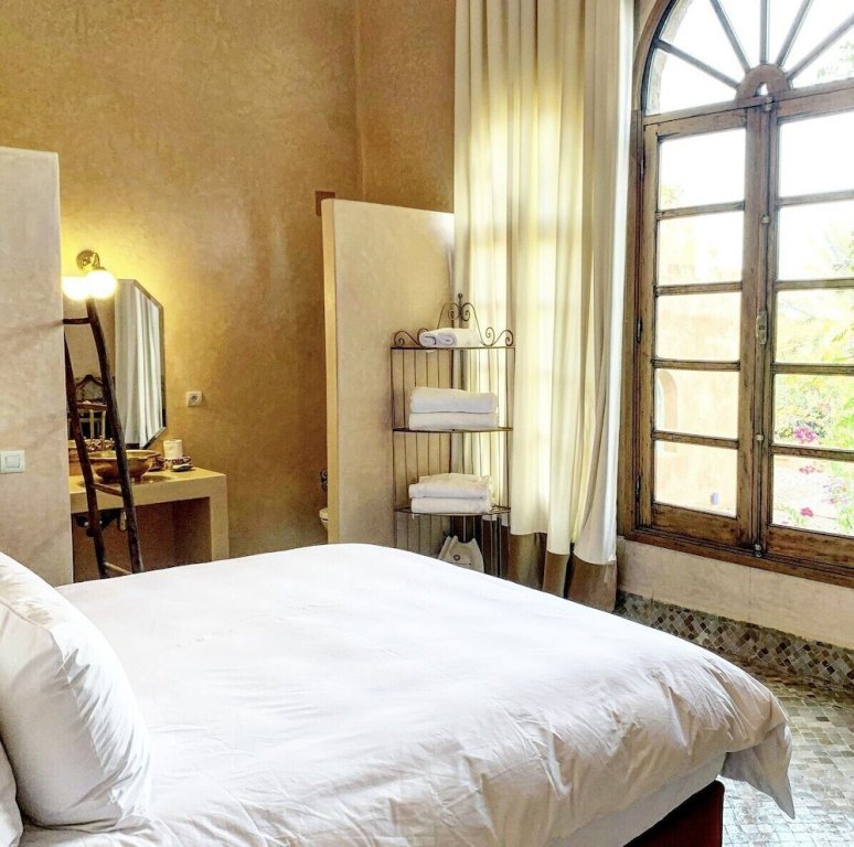 Фото Jenan Mayshad