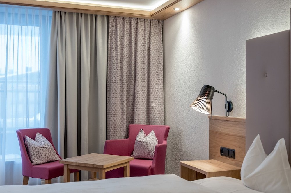 Фото Hotel Alpenland