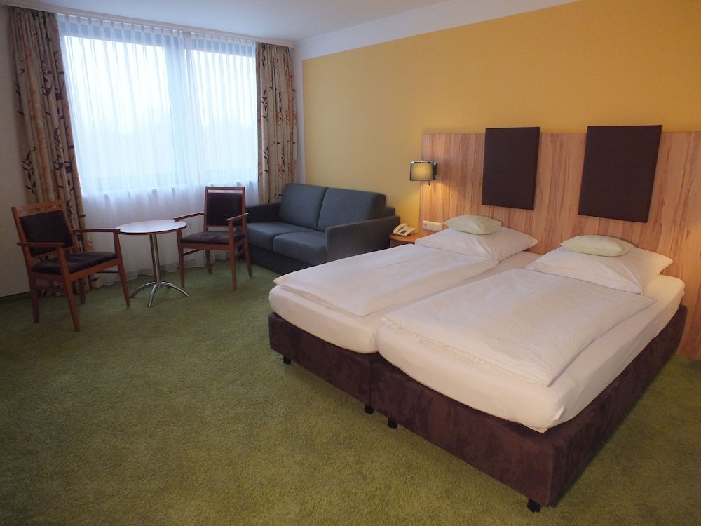 Фото Hotel Stadt Pasing