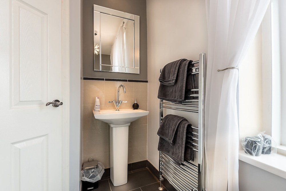 Фото The Glen Guest House