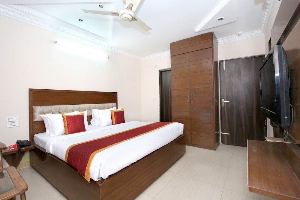 Фото Oyo 10386 Hotel Jimmy