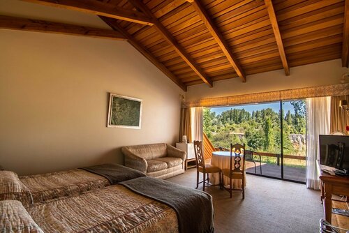 Гостиница Hotel Salto del Laja в Чили