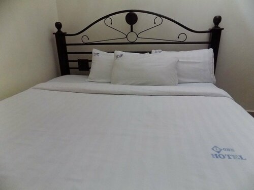 Гостиница G One Hotel в Кампале