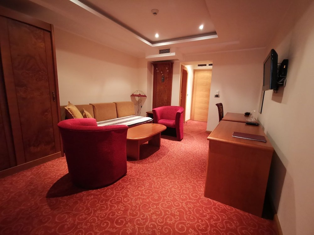 Фото Hotel BaMBiS