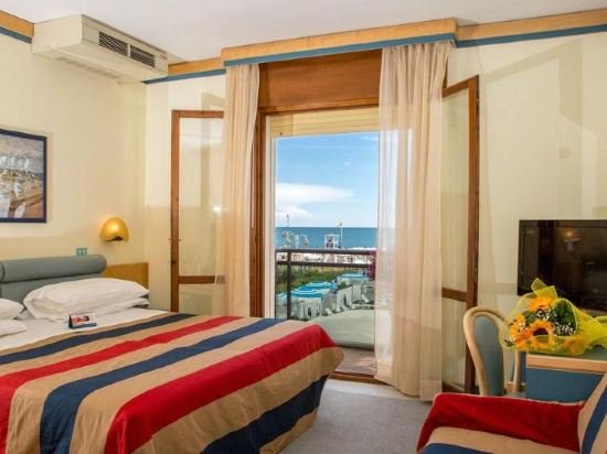 Фото Hotel Excelsior