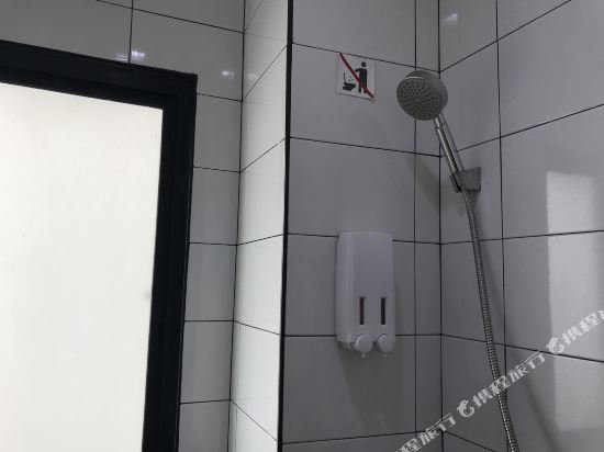 Фото The Color Express Hotel