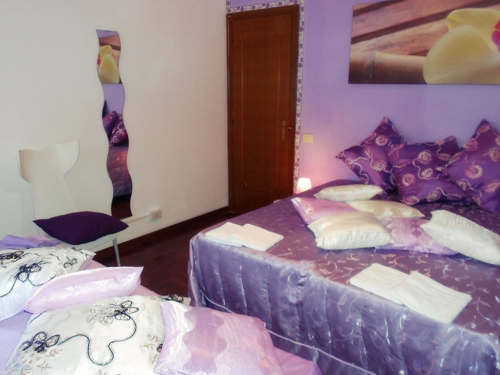 Фото Domus Domiziana B&b