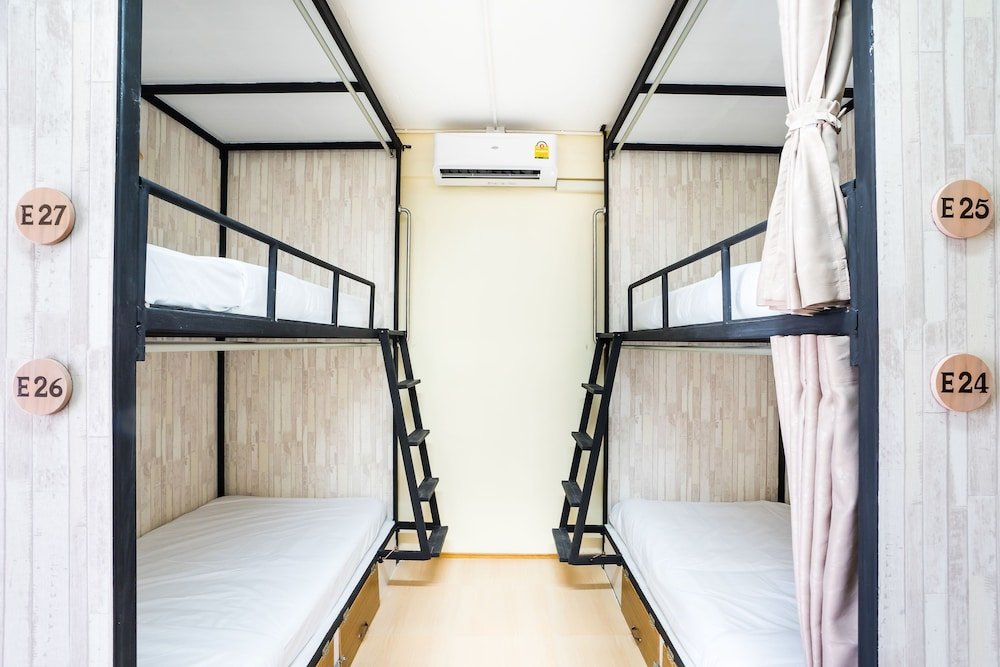 Фото Hostel At Thonglor