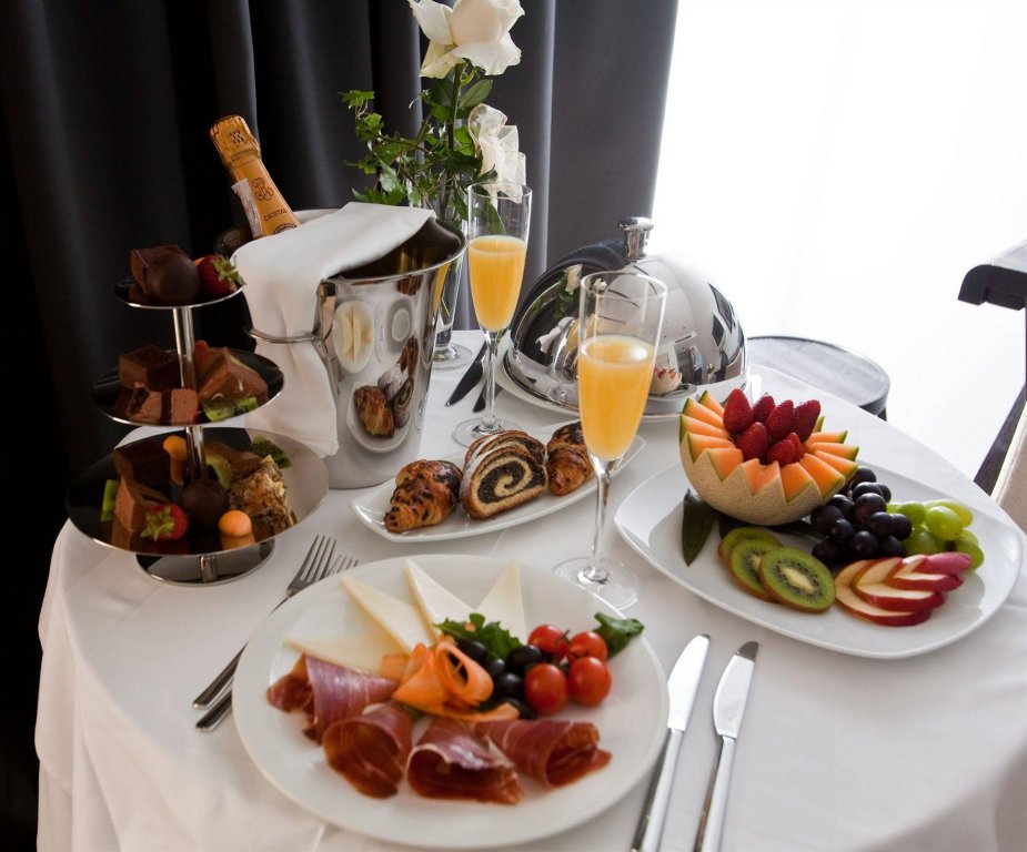 Фото Atrium Hotel