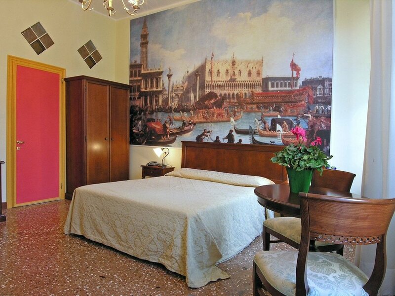 Гостиница Ca Centopietre в Венеции